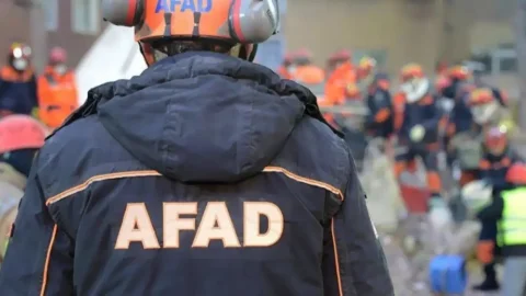 AFAD Çalışanları Ne Kadar Maaş Alıyor?