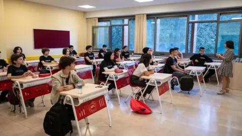 2026 Yaz Tatili Ne Zaman Başlayacak? MEB Karne Gününü Açıkladı