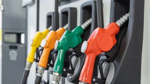 Benzin ve Motorinde Fiyat Artışı: Yeni Tarifeler Belli Oldu