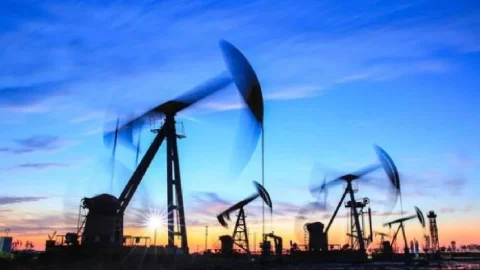 ANZ'den Brent Petrol Tahmini: 2026 Hedefi 92 Dolar, 120 Dolar Uyarısı Yapıldı