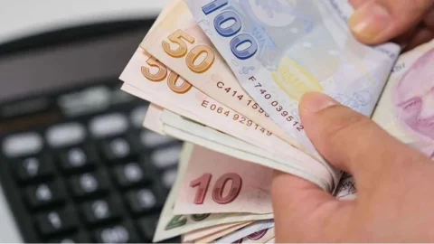 Emekli, Memur ve Çalışanlara 100 Bin TL'ye Varan Faizsiz Kredi Fırsatı!