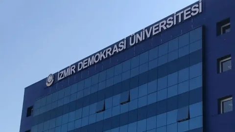 İzmir Demokrasi Üniversitesi 10 Personel Alımı Başladı! KPSS 50 ve 70 Puanla Başvuru
